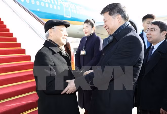 越共中央总书记阮富仲抵达北京开始对中国进行正式访问 ảnh 1