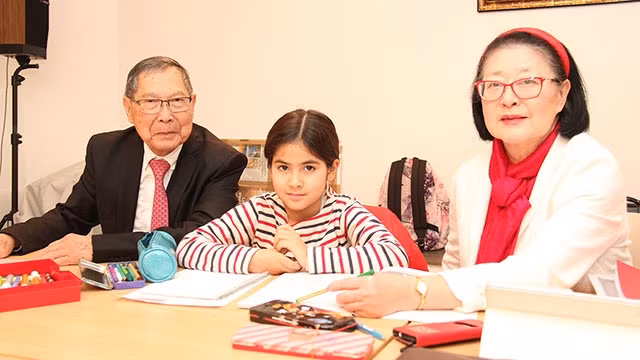 海外守护母语者 ảnh 1