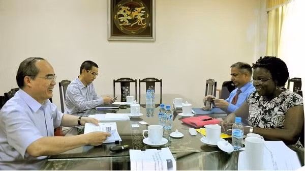 越祖阵中央委员会主席阮善仁希望世行继续向越南提供支持 ảnh 1 越祖阵中央委员会主席阮善仁希望世行继续向越南提供支持 ảnh 1
