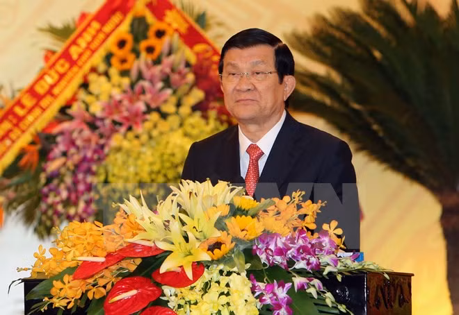 张晋创主席：清化省把潜力和优势充分发挥出来促进经济发展 ảnh 1