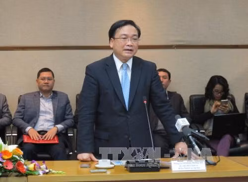 河内市委书记黄忠海来到升龙工业区调研 ảnh 1