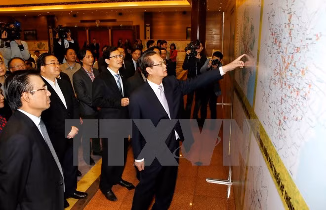 越南政府总理：最大限度地开发利用潜力与优势 实现首都圈发展 ảnh 1