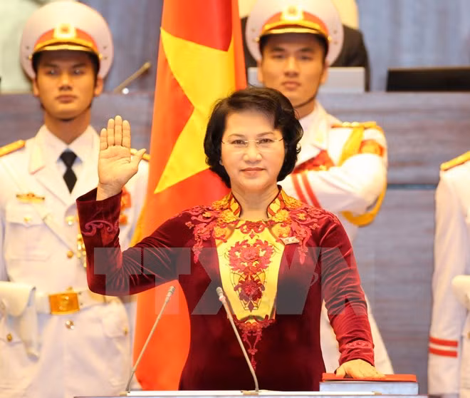 阮氏金银女士当选越南国会主席和国家选举委员会主席 ảnh 1 阮氏金银女士当选越南国会主席和国家选举委员会主席 ảnh 1