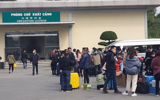 平阳省允许中国籍专家和工作人员暂不重返越南工作 ảnh 1 平阳省允许中国籍专家和工作人员暂不重返越南工作 ảnh 1