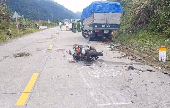 昆嵩省发生一起交通事故 造成两名外籍游客伤亡 ảnh 1