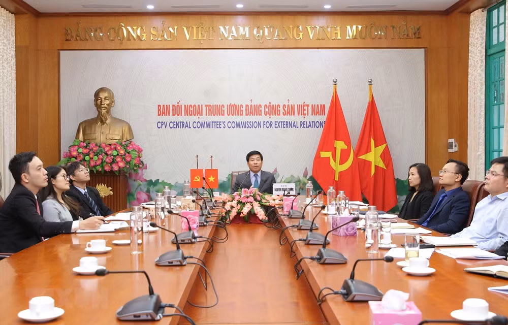 越南共产党代表团出席亚洲政党国际会议常委会第34次会议 ảnh 1