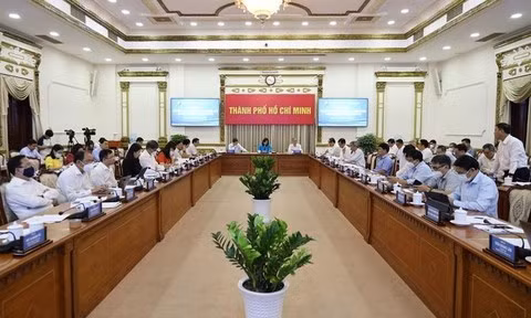 胡志明市经济继续积极增长 ảnh 1