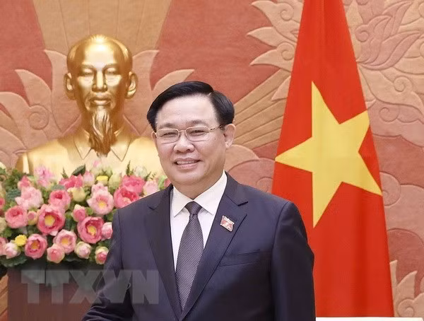 越南国会主席王廷惠将对大不列颠及北爱尔兰联合王国进行正式访问 ảnh 1