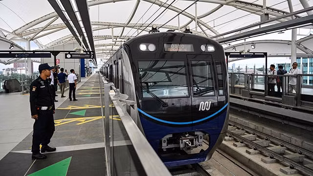 世行提供2.24亿美元援助印尼改善公共交通系统 ảnh 1