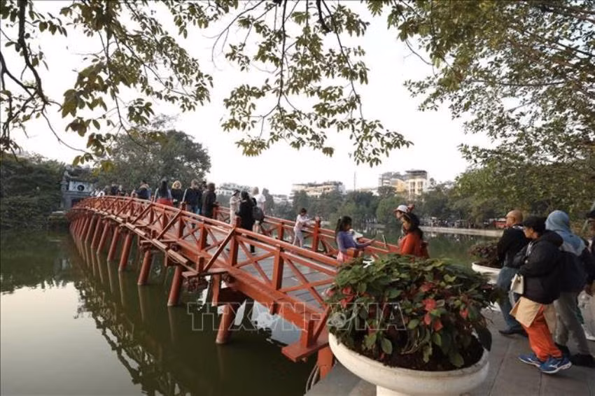 越南旅游活动成一大亮点 提高越南品牌的知名度 ảnh 2