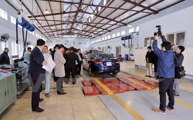 由韩国现代汽车集团赞助的工业建筑安全与汽车技术工厂正式建成竣工 ảnh 2