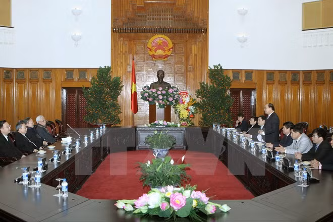 越南各宗教协会向政府领导拜年 ảnh 1