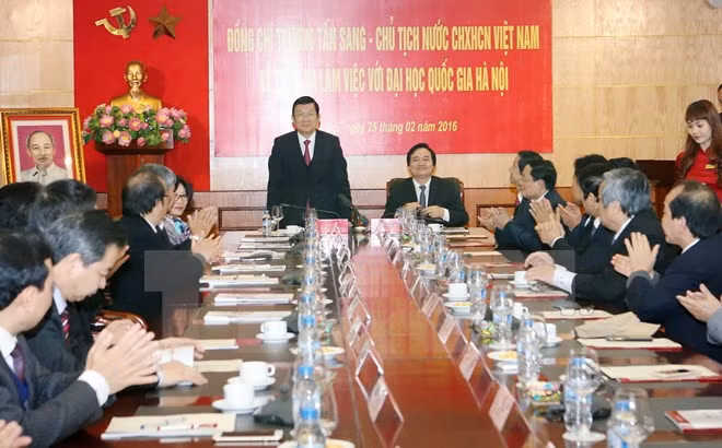越南国家主席张晋创走访河内国家大学 ảnh 1