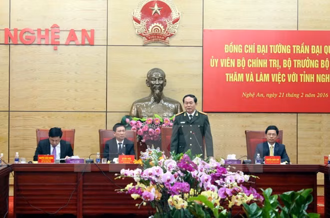 越南公安部长陈大光赴宜安省调研 ảnh 1