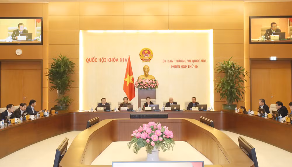 第14届国会常委会第19次会议:有效使用政府债券资金 ảnh 1 第14届国会常委会第19次会议:有效使用政府债券资金 ảnh 1