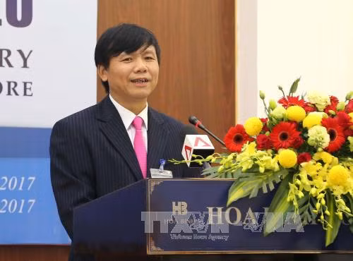 越南副外长邓廷贵：年轻一代在促进越老关系发展中扮演着举足轻重的角色 ảnh 1