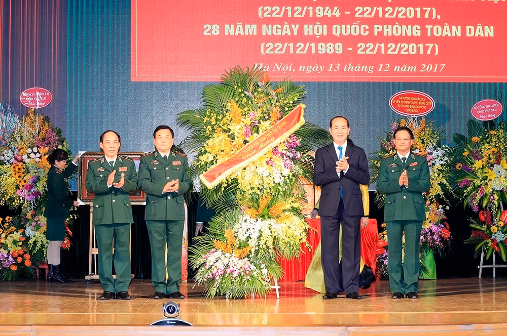 国家主席陈大光：边防部队需在捍卫国家主权边界及岛屿安全中发挥核心作用 ảnh 2