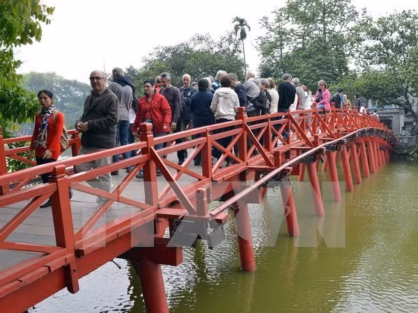 2017年河内旅游业保持稳定增长趋势 ảnh 2