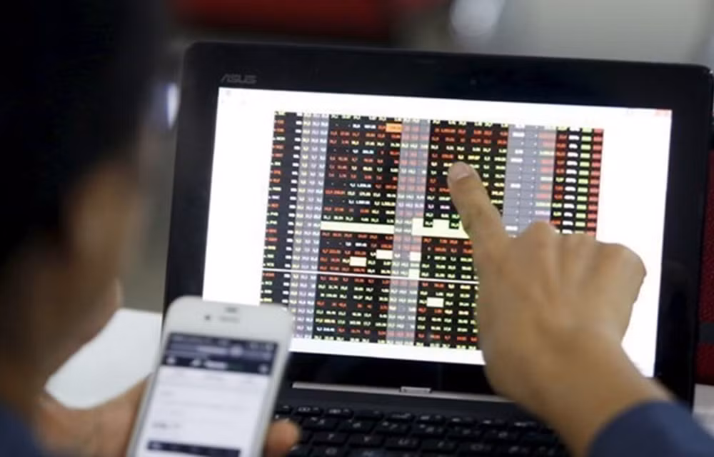 越南股市9月26日：银行激进加息消息传出后VN指数下跌近 30 点 ảnh 1