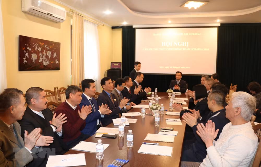 旅居乌克兰越南人群体为加强两国关系作出重要贡献 ảnh 1 旅居乌克兰越南人群体为加强两国关系作出重要贡献 ảnh 1