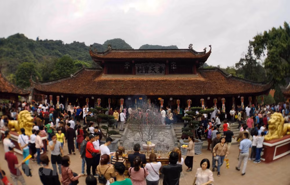 2019年香寺庙会吸引游客量超过100万人次 ảnh 1
