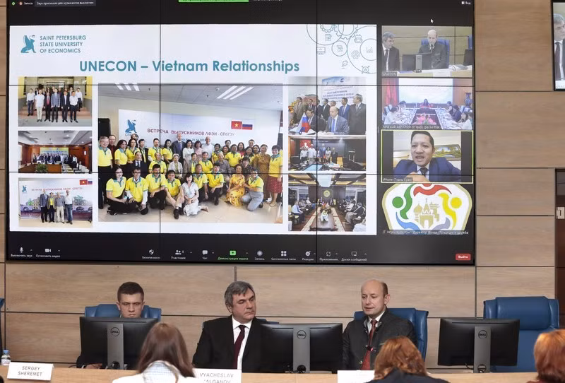 越俄推动出版领域合作 ảnh 1