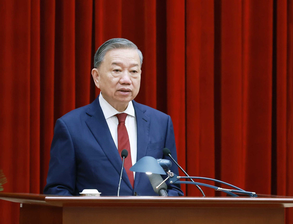 越共中央总书记苏林在开幕式上发表讲话。图自越通社