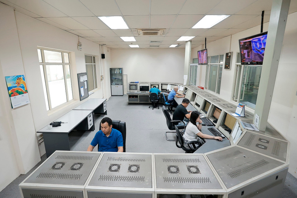 地面站为客户提供直接服务。图自越通社