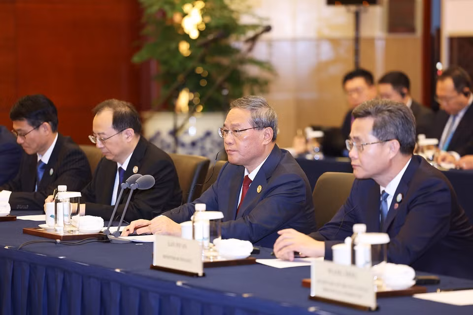 中国国务院总理李强在会谈上发表讲话。图自越通社