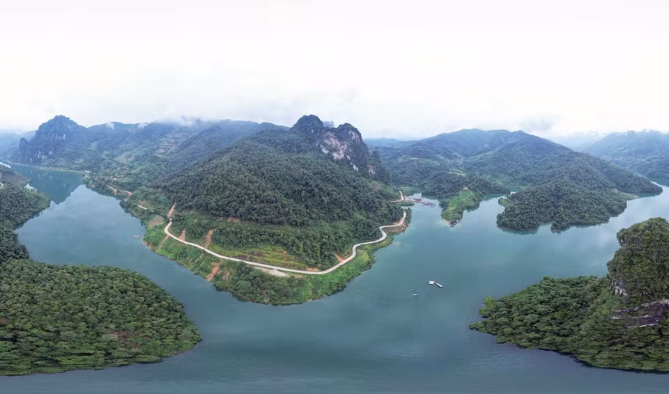 坡坤湾旅游发展潜力巨大，为莱州省申渊县民族同胞创造生计。图自越通社