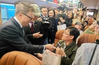 “幸福列车”推广越南风土人情与旅游形象