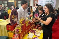 “一乡一品”产品受消费者青睐。图自越通社