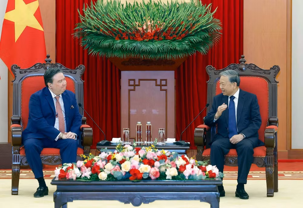 vna-potal-tong-bi-thu-to-lam-tiep-dai-su-hoa-ky-tai-viet-nam-8520780.jpg