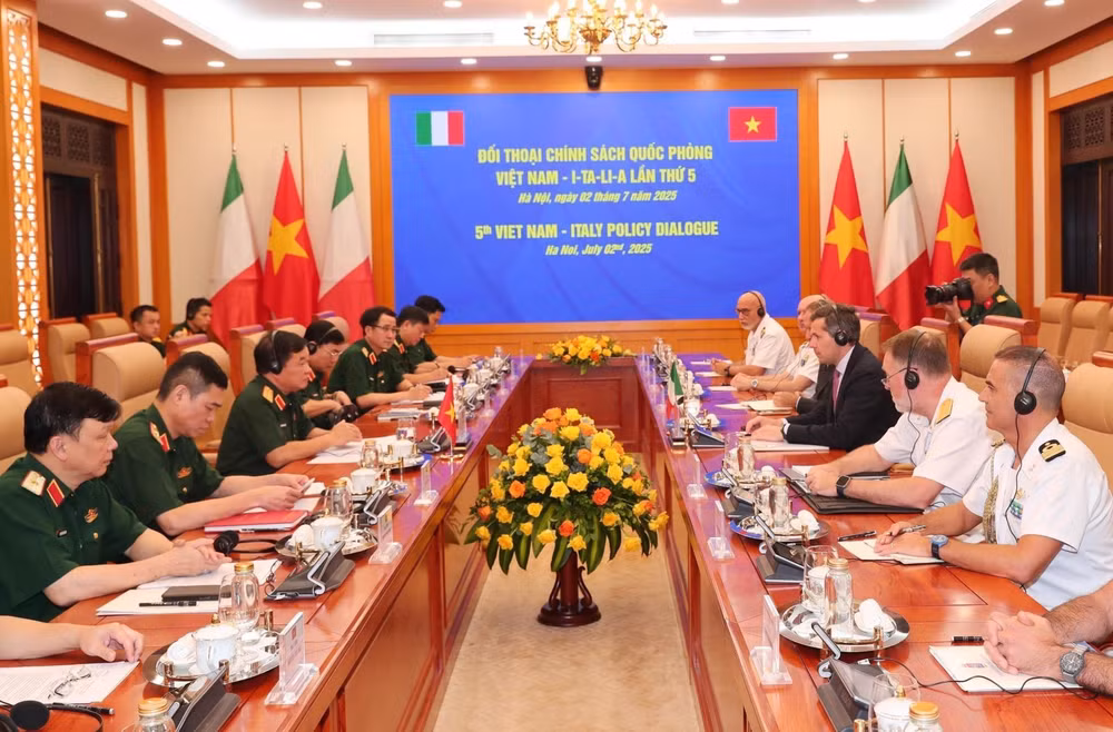 chinhsachquocphong.jpg