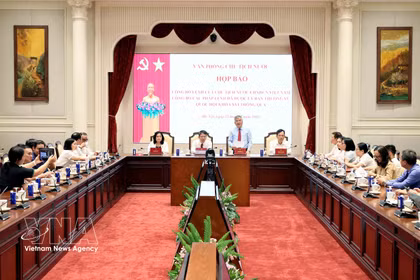 越南国家主席办公厅在河内举行新闻发布会。图自越通社