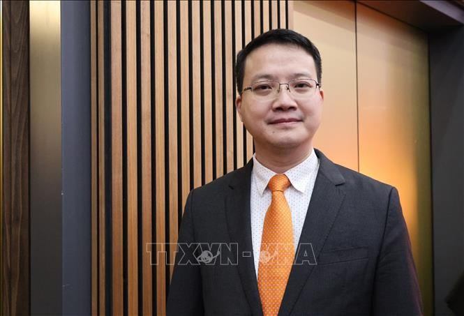 越南驻德国大使馆公使衔参赞、国际经济学专家邓黄玲。图自越通社