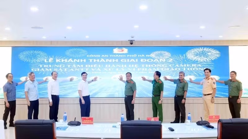 AI摄像头项目运行启动仪式。图自《人民报》