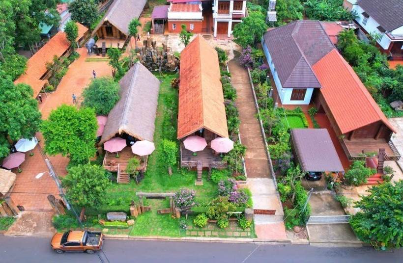 埃地族同胞长屋。图自越通社