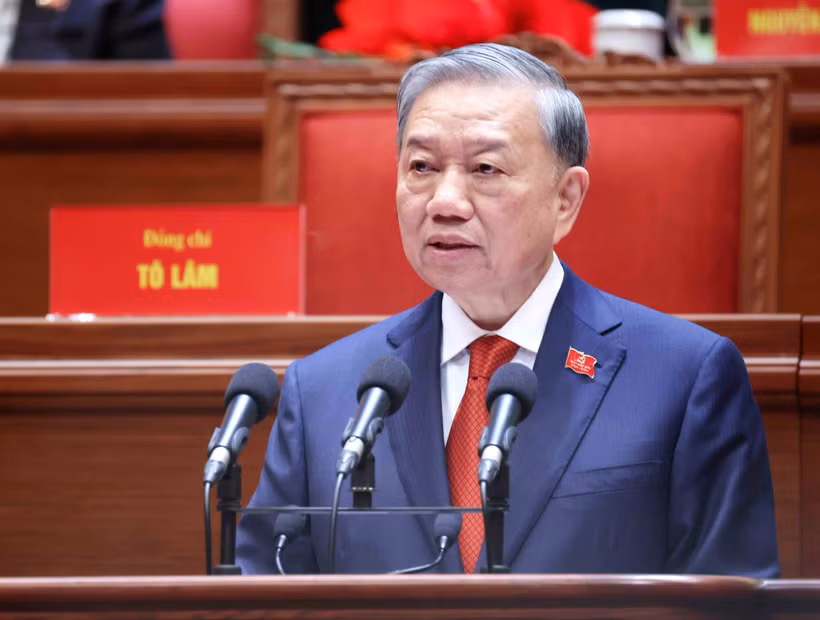 越共第十四届中央委员会第一次全体会议一致同意选举越共第十三届中央委员会总书记苏林同志继续担任越共第十四届中央委员会总书记。图自越通社
