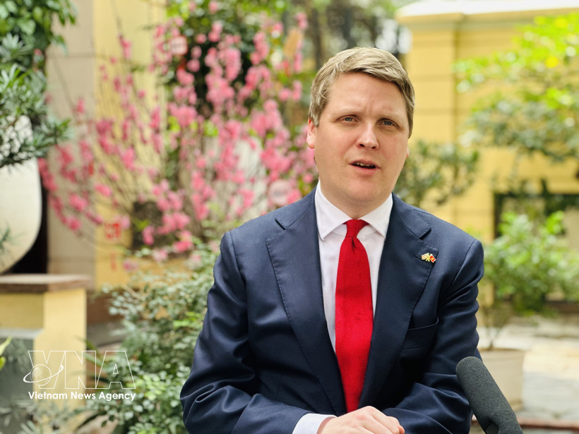 挪威外交部国际发展大臣奥斯蒙·奥克鲁斯特。图自越通社