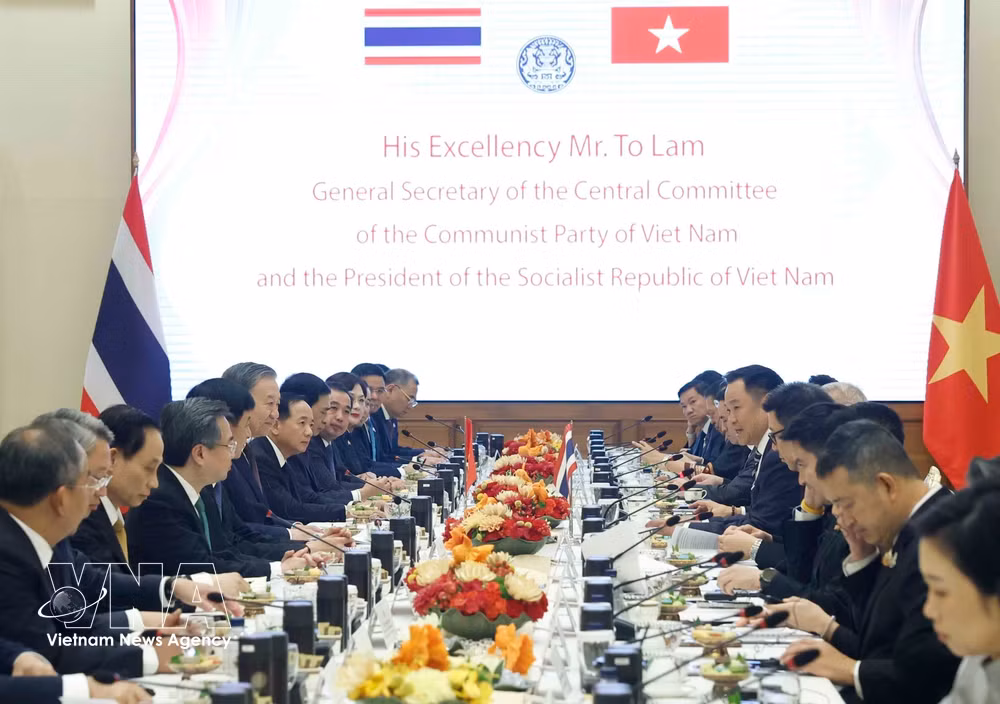 vnanet-potal-tong-bi-thu-chu-tich-nuoc-to-lam-hoi-dam-voi-thu-tuong-thai-lan-anutin-charnvirakul-8789733.jpg