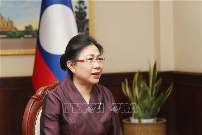 老挝外交部副部长丰萨穆·安拉万。图自越通社