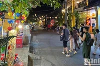 会安位列越南最热情好客城市榜首。图自《人民报》