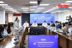 代表们在2026年秋季经济论坛上分享相关信息。图：越通社《信息与民族报》
