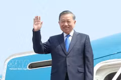 越共中央总书记、国家主席苏林率越南高级代表团离开河内，赴美国出席第81届联合国大会一般性辩论 图自越通社