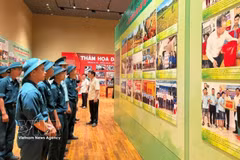 “橙剂：良知与正义”2026岘港展览于22日在岘港博物馆正式开幕 图自越通社