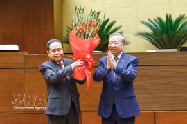 第十五届国会主席陈青敏正式当选为第十六届国会主席