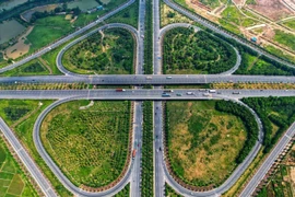 越南省市合并后23个行政单位的面积和人口总数