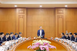 苏林总书记：提高基层干部素质是一项紧迫、具有长远意义的战略任务