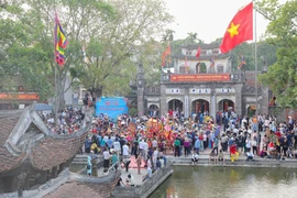 荣圣庙会——越南北部平原地区独一无二的盛会
